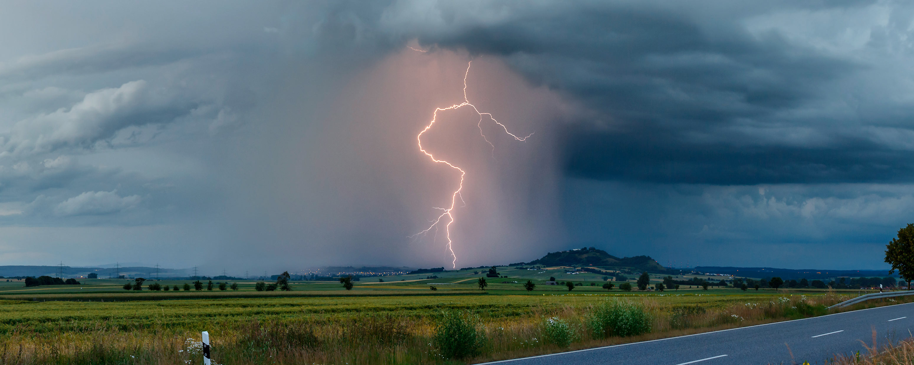 Unwetter: Sturmschaden & Hagelschaden melden